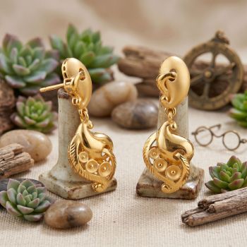 Traditional Paisley Gold Casting Drops