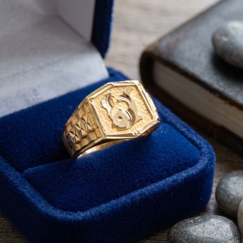 Fish-Motif Gold Ring
