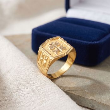 Graceful Tree Signet Gold Ring
