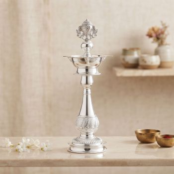Traditional Sangu Silver Kuthu Vilakku