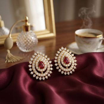 Traditional Wedding Gold Stone Stud-hover
