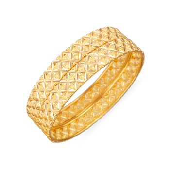 Elegant Gold Bangle-hover