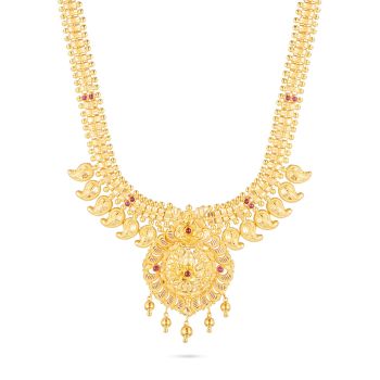 Alluring Leaf Pendant Necklace-hover