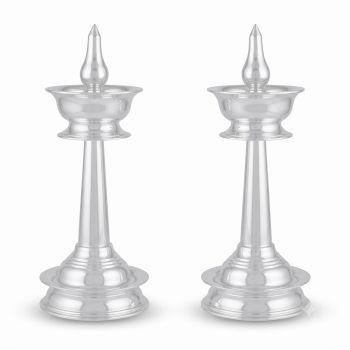 Kerala Guruvayur Silver Kuthu Vilakku Set-hover